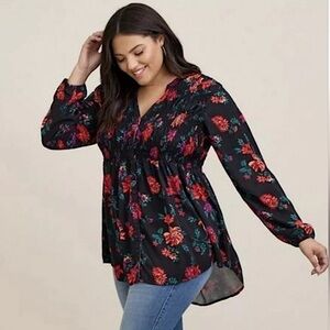 Torrid Rayon Twill‎ Smocked Button-Front Tunic Top Dark Floral 18-20 / 2X